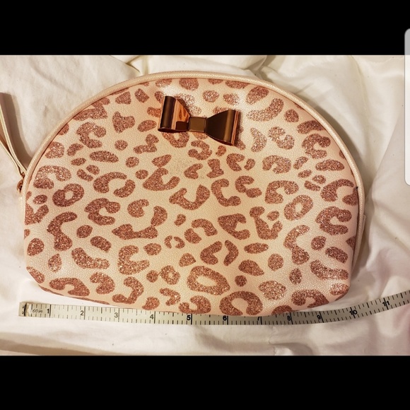 Cosmetic bag - Picture 4 of 5